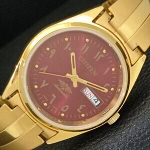 Vintage 1987 Arabic Citizen Automatic Mens Gold Watch W/daydate & Red accents